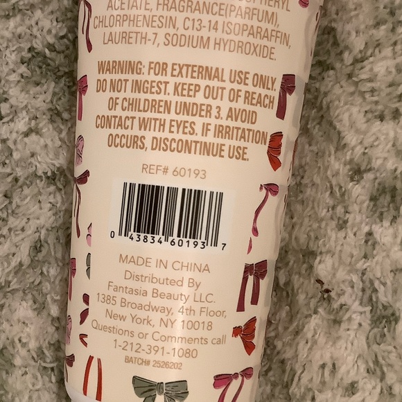 Lulu Blushing Peony Scented Luxury Body Butter with Pink Red Green Bows NWT 8 oz - Picture 7 of 14